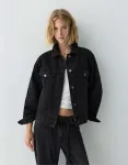 Черная джинсовая куртка-дальнобойщик Pull&Bear - фото
