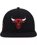Мужская черная кепка Chicago Bulls Side Core 2.0 Snapback Mitchell & Ness, черный - фото 3
