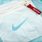 Брюки Supreme x Nike Jewel Reversible Ripstop Pant 'Light Blue', синий - фото 4