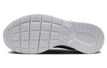 Nike Tanjun Кроссовки для женщин - фото 5