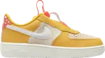 Кроссовки Nike Force 1 Toggle SE PS 'Mushroom', желтый - фото 2