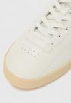 Кроссовки Lacoste AURA 225, Off Whtite/Light Brown/Off-White - фото 6