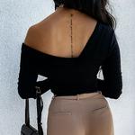 Женская модная асимметричная топ с длинным рукавом и открытым плечом Trove Pursuits Inc, Khaki - фото 4