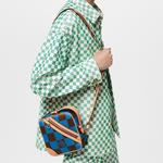 LOUIS VUITTON Шахматный мессенджер Damier Pop Blue - фото 9