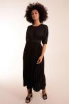Плиссированное платье с поясом Blue Vanilla, черный - фото
