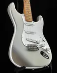 Fender H.E.R. Stratocaster с хромированным свечением - фото 3