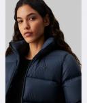 Пуховик женский Calvin Klein Jeans короткий, синий - фото 4
