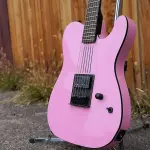 Schecter DIAMOND SERIES Machine Gun Kelly Signature PT Розовая 6-струнная электрогитара (2023) - фото