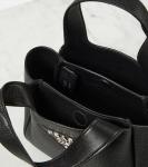 Flou Маленькая кожаная сумка-тоут Prada, черный - фото 3