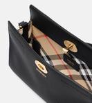 Маленькая кожаная сумка через плечо Burberry, черный - фото 3