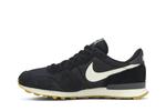 Кроссовки Nike Wmns Internationalist 'Black Gum', черный - фото 3