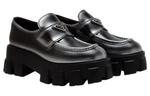 Кроссовки monolith brushed leather loafers 'white spray black' Prada, черный - фото 2