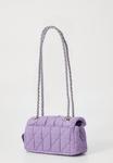 Сумка кросс-боди COACH TABBY SHOULDER BAG 20 WITH QUILTING, Iris/Lilac - фото 2