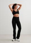 AIM'N Женские леггинсы с клешем, бесшовные, черные - фото 4