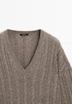 Джемпер Massimo Dutti CABLE-KNIT V-NECK, Mottled Brown - фото 10