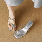 Шлепанцы женские Yeezyy Reezy, серебряный - фото 4