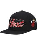 Мужская черная кепка Snapback Miami Heat из твердой древесины Classics Script 2.0 Mitchell & Ness - фото
