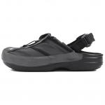 Классические энергетические беговые сандалии без задника черные Crocs - фото