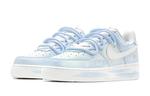 Женские кроссовки для скейтбординга Nike Air Force 1, Light Blue - фото 4