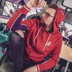 Avengers - куртка с капюшоном и логотипом - фото