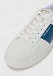 Кроссовки Emporio Armani Trainers, White/Ottanio/White - фото 6