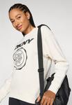 Толстовка MEDALLION LOGO CREWNECK DKNY, кремовый - фото 4