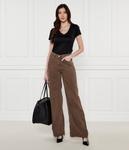 Футболка женская Guess Jeans из лиоцелла с глубоким вырезом, черный - фото 2