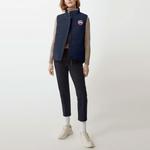 Футболка с синей нашивкой-логотипом и утеплённой подкладкой Canada Goose, цвет тёмно-синий - фото 4