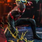 Фигурка Spider Man Parallel Universe, Miles Morales в масштабе 1/6 Hot Toys - фото 6