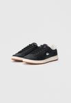 Кроссовки Lacoste CARNABY SET 225, Black/Gum/Black - фото 2