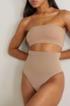 SKIMS Стринги Core Control с высокой талией - Sienna, бежевый - фото 3
