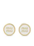 Серьги-гвоздики с тисненым логотипом MIU MIU, белый - фото
