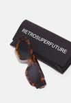 Солнцезащитные очки RETROSUPERFUTURE - фото 4
