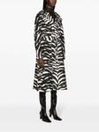 Alaïa тренч с зебровым принтом, черный - фото 3