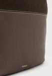 Сумка Furla FURLA SFERA, Espresso/Brown/Brown - фото 5