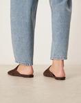 Мюли ASOS DESIGN Mimic премиум-класса из замши шоколадного цвета - фото 4