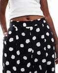 Брюки ASOS DESIGN с принтом в горошек - фото 4