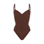 Короткое боди SKIMS Seamless Sculpt, цвет Cocoa - фото