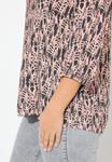 Блуза Ulla Popken FEATHER PRINT 3/4 SLEEVE, Pastel Rose/Light Pink - фото 5