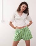 COLLUSION тканые шорты в зеленую полоску - фото