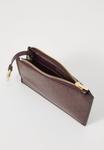 Кошелек Calvin Klein EMBLEM TOP ZIP CARDCASE, Fudge/Brown - фото 3