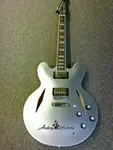 Электрогитара Epiphone Dave Grohl DG-335 с полым корпусом - цвет Pelham Blue - фото