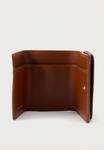 Кошелек Maison Kitsuné EDIE COMPACT WALLET, Brown - фото 3