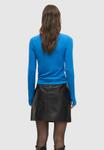 Топ Rouge Edit MIT RUNDHALS, Directoire Blue/Blue - фото 3