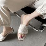 Шлепанцы женские Yeezyy Reezy, белый - фото 6