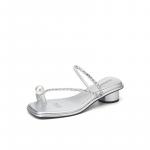 Шлепанцы и сланцы DAPHNE Slide Slippers Women's - фото 2