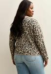 Джемпер New Look Curves CURVES LEOPARD CREW NECK, Brown Pattern/Brown - фото 2