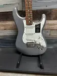 Fender Player Stratocaster Призрачное серебро - фото 2