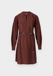 Платье JDY JDYRUELLE BELT DRESS, Rum Raisin/Bordeaux - фото 5