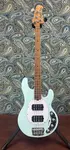 Sterling от Music Man StingRay HH в цвете Daphne Blue - фото 2